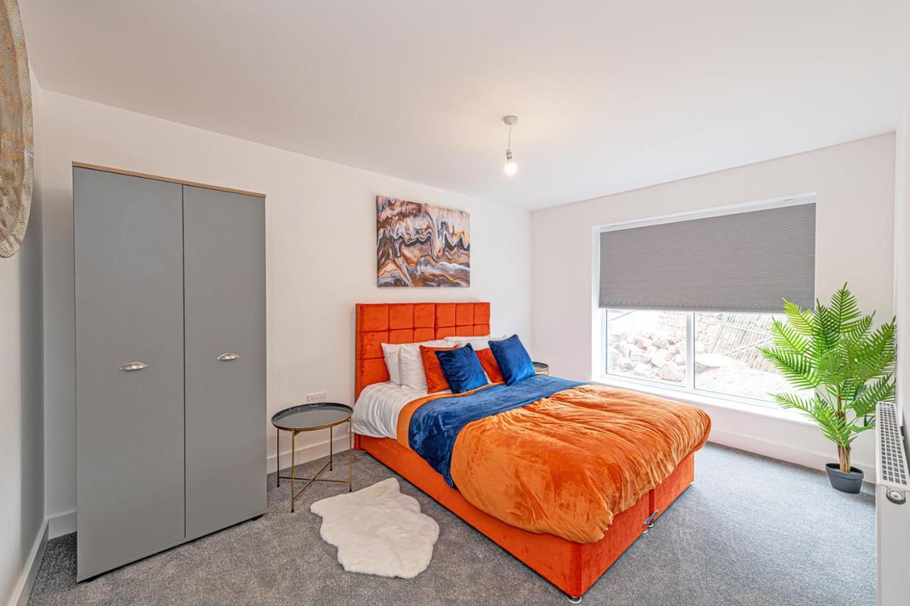 Gospel Heights Luxury Apartments With Parking Heswall Exterior foto