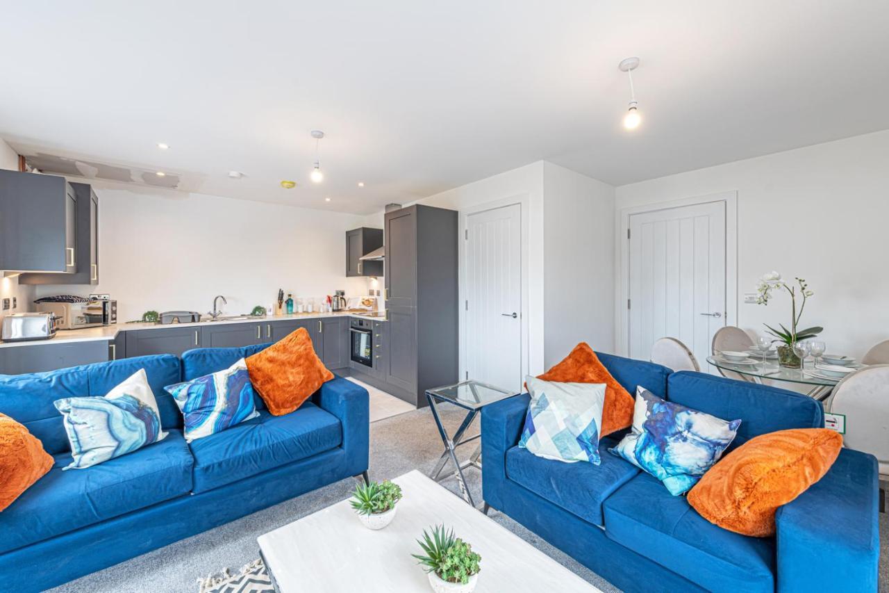 Gospel Heights Luxury Apartments With Parking Heswall Exterior foto